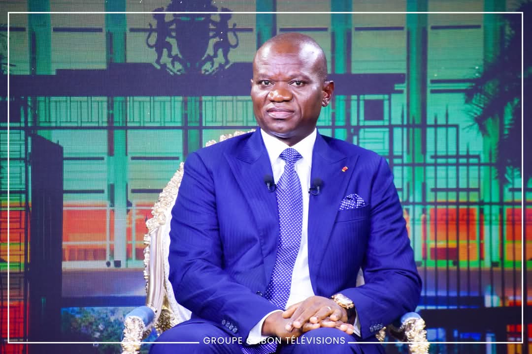 Brice Clotaire Oligui Nguema présente son projet présidentiel lors de l&rsquo;émission « 1 Candidat_1 Projet »