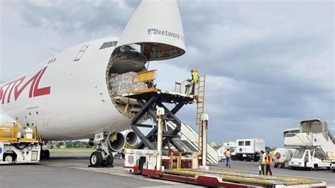 Le secteur du fret aérien au Gabon franchit une étape décisive : COREX obtient l’agrément d’opérateur d’assistance en escale Le secteur du fret aérien au Gabon franchit une étape décisive : COREX obtient l’agrément d’opérateur d’assistance en escale