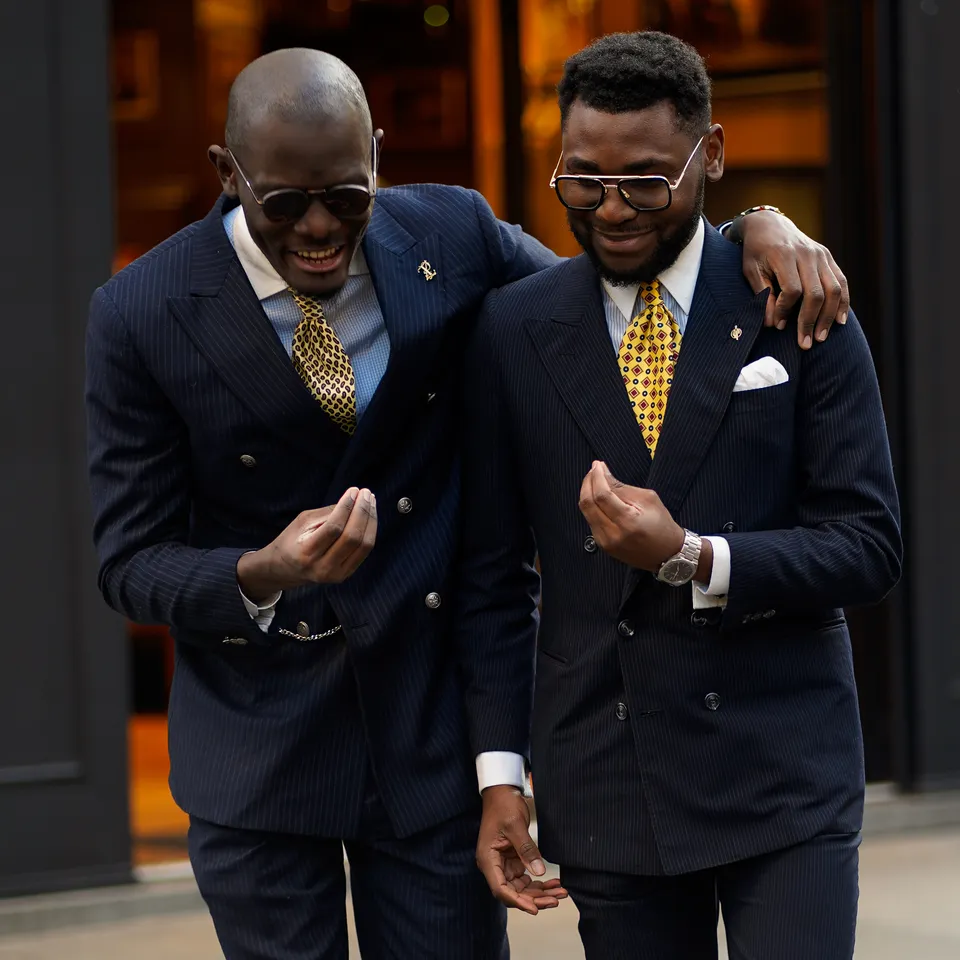 Ces Gabonais nous font honneur dans Vogue Italie : Ulrich Minkang Edzo Ovono, Dan Michael Gaara et Roland Trésor Roland Ces Gabonais nous font honneur dans Vogue Italie : Ulrich Minkang Edzo Ovono, Dan Michael Gaara et Roland Trésor Roland