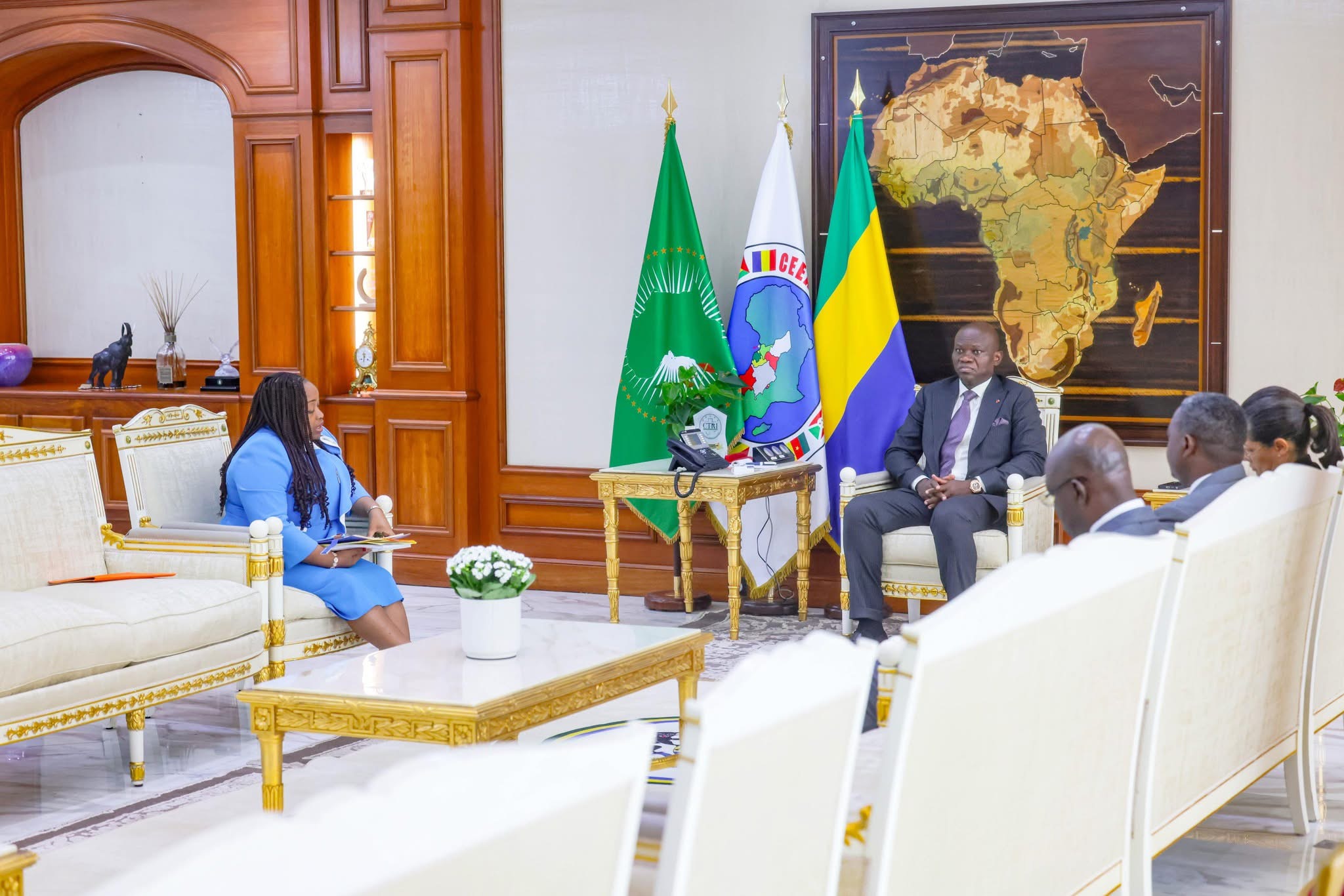 Éducation : Un taux record au CEP et un cap vers des manuels 100 % gabonais