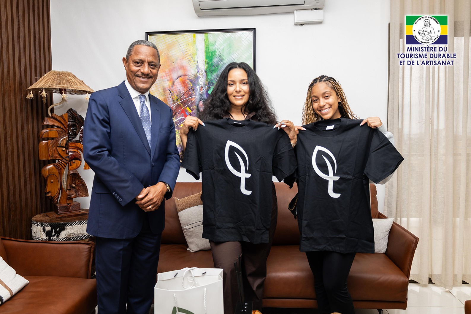 Tourisme et diaspora : Eudoxie Bridges reçue par le Ministre Pascal Ogowe Siffon