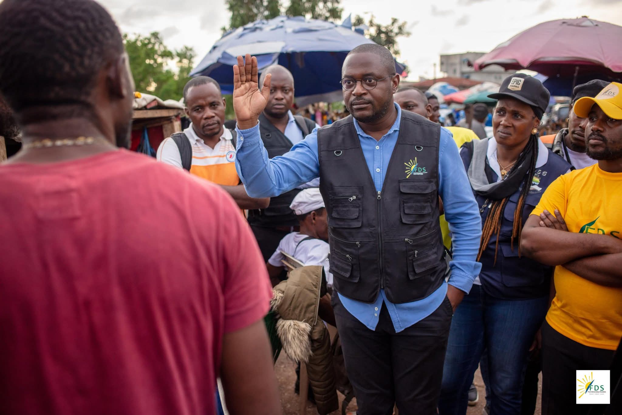 Libreville : Anges Kevin Nzigou à la rencontre des commerçants du marché Mont-Bouet