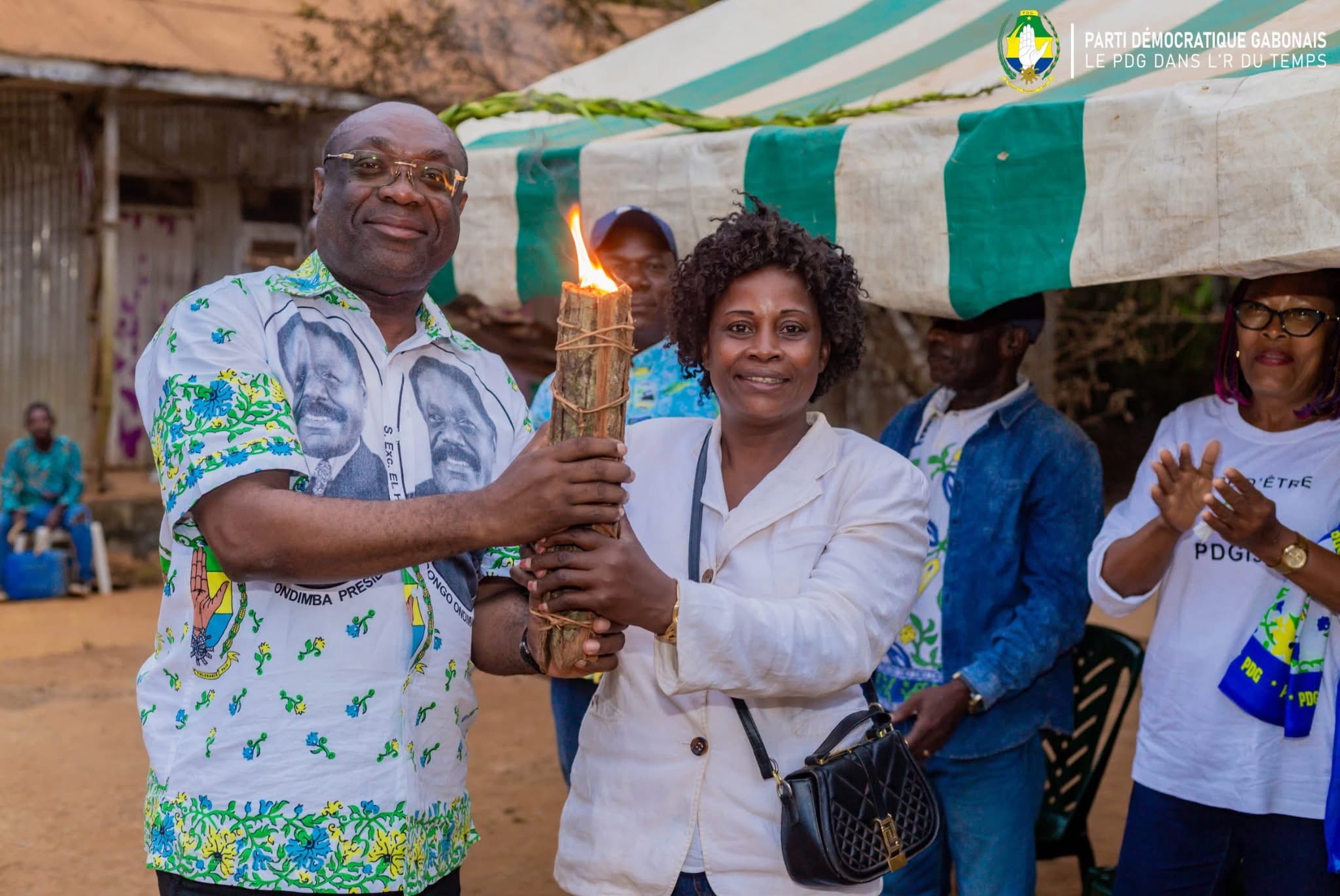 Estuaire : Ngouandji et Akok réaffirment leur fidélité au PDG lors de la tournée d’évaluation