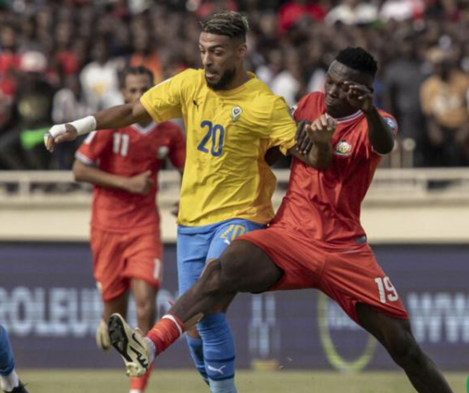 Les Panthères écrasent les Seychelles 4-0 avec un triplé de Denis Bouanga