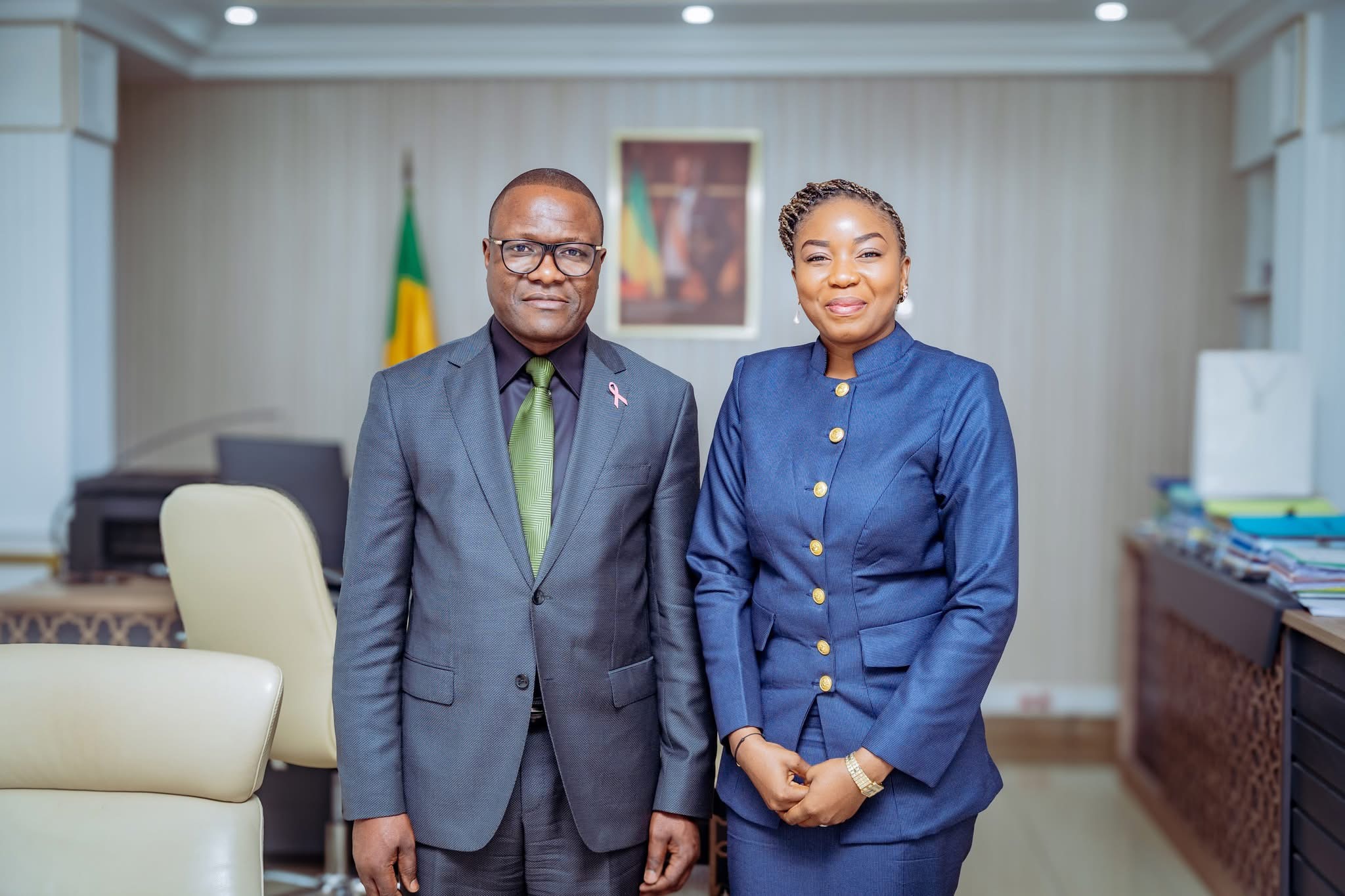 Le Ministre Simplice Désiré Mamboula échange avec la nouvelle Directrice Générale du CNOU sur les priorités du bien-être étudiant