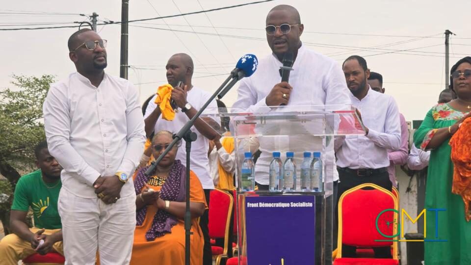 Élections 2025 : Anges Kevin Nzigou fustige « une démocratie piétinée par le non-respect de la loi » Élections 2025 : Anges Kevin Nzigou fustige « une démocratie piétinée par le non-respect de la loi »