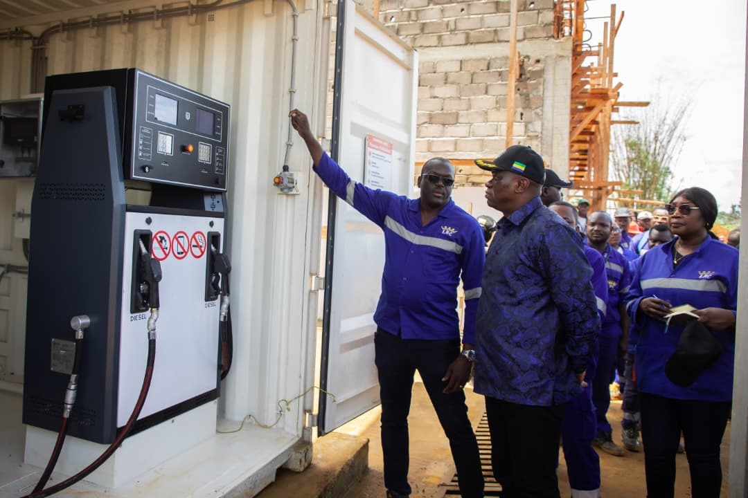 Makongonio : le Président de la République au contact du terrain pour évaluer l’avancement des chantiers de développement