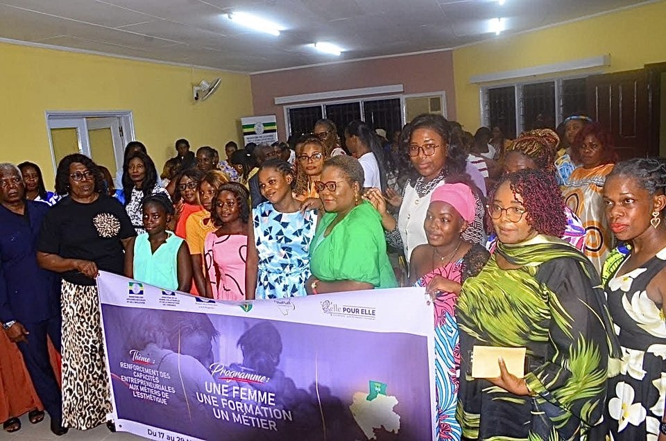 Insertion féminine : Oyem lance un élan de formation et d’autonomisation avec « une femme , une formation,un métier » Insertion féminine : Oyem lance un élan de formation et d’autonomisation avec « une femme , une formation,un métier »