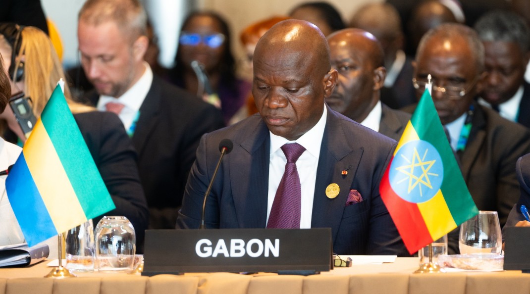 Brice Clotaire Oligui Nguema au 7ᵉ Sommet UE-UA : le Gabon affirme son retour sur la scène diplomatique