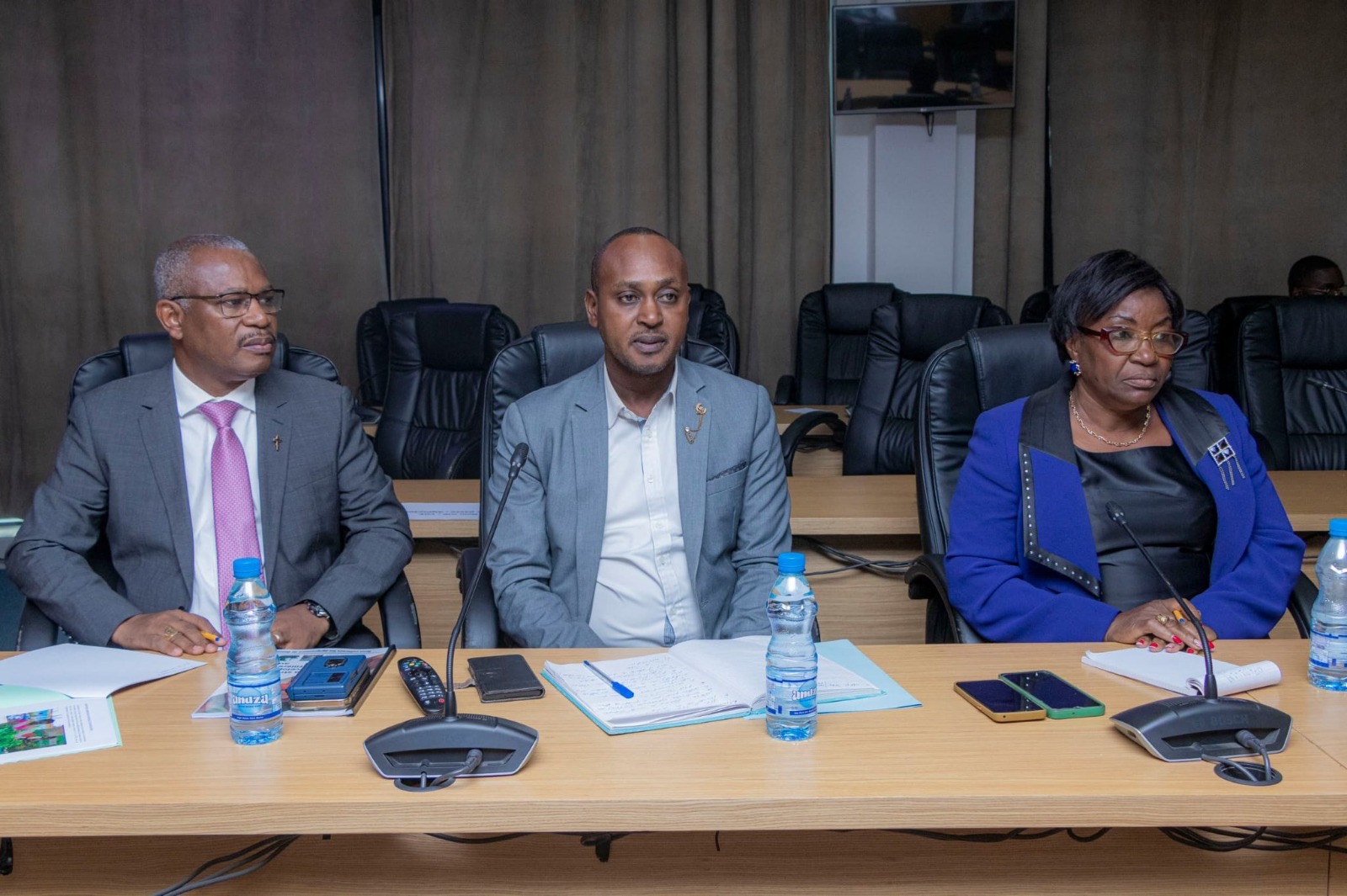 Souveraineté alimentaire : le gouvernement accélère la mise en œuvre de l’interdiction d’importation du poulet de chair