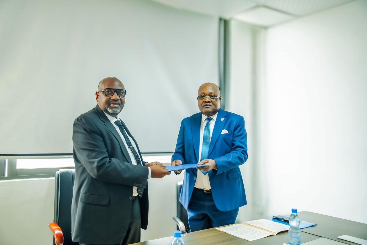 CNOU : Jacques Pierre AYORI officiellement installé PCA, une nouvelle ère pour la gouvernance universitaire