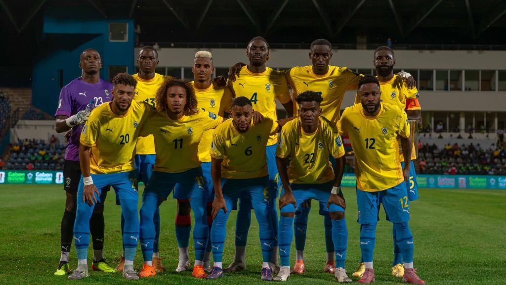 La suspension de l’équipe nationale levée après douze jours, le football sous tension