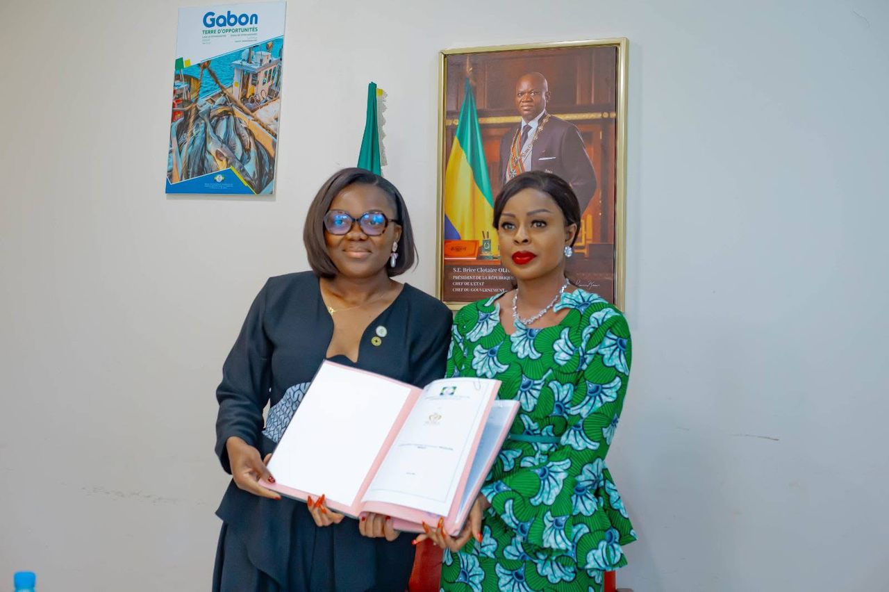 Appui à l’entrepreneuriat estudiantin : Signature d’une convention entre le Ministère du Commerce et l’ONG HOSEA