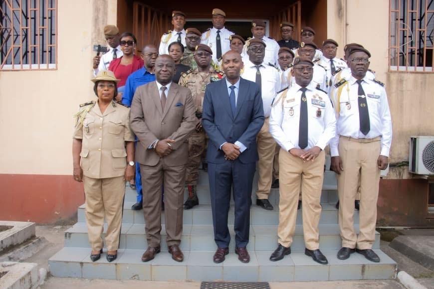Inspection à la Prison centrale de Libreville : Augustin Emane souligne la nécessité de réformes concrètes Inspection à la Prison centrale de Libreville : Augustin Emane souligne la nécessité de réformes concrètes
