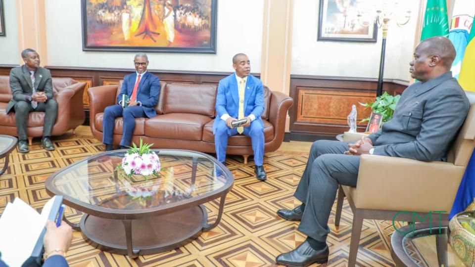 Le Président Brice Clotaire Oligui Nguema salue le parcours international de Melchy Obiang