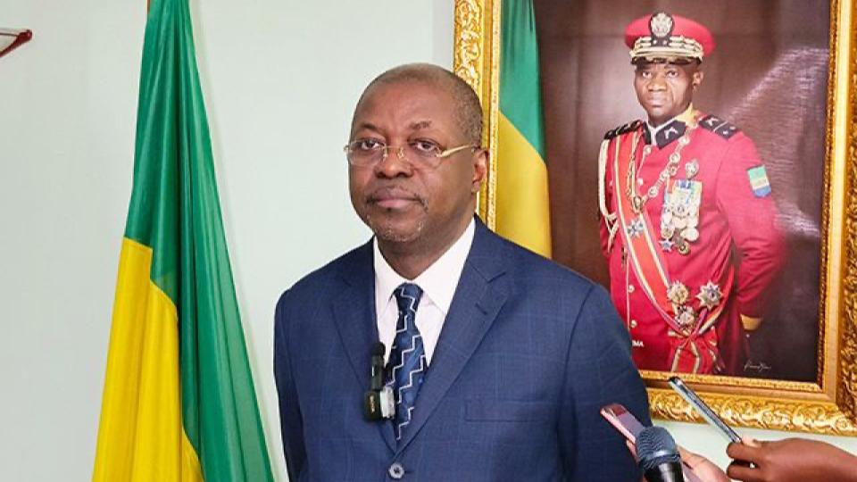 Gabon : Séraphin Moundounga rebondit et prend les commandes du CNDPC