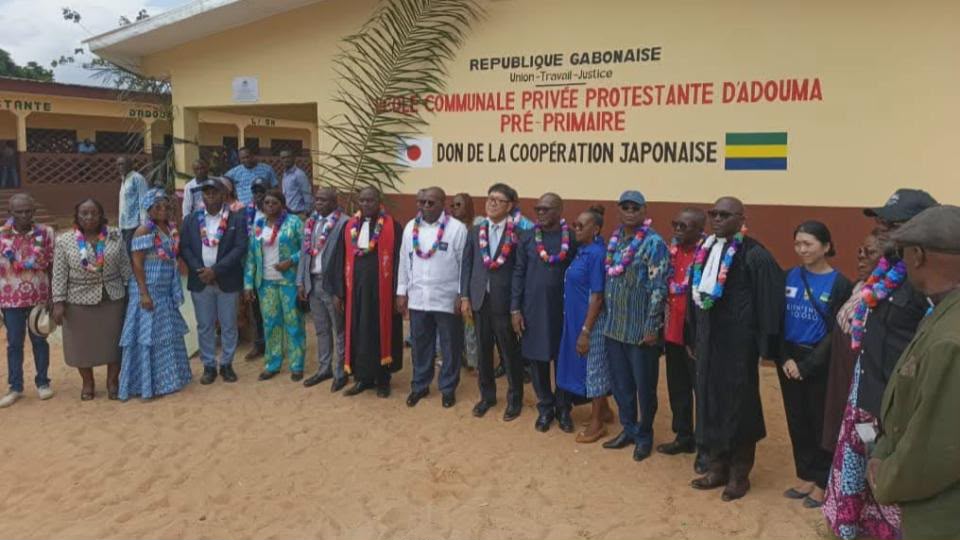 Lambaréné accélère sa transformation : éducation, santé et cadre de vie au cœur d’une journée d’inaugurations Lambaréné accélère sa transformation : éducation, santé et cadre de vie au cœur d’une journée d’inaugurations