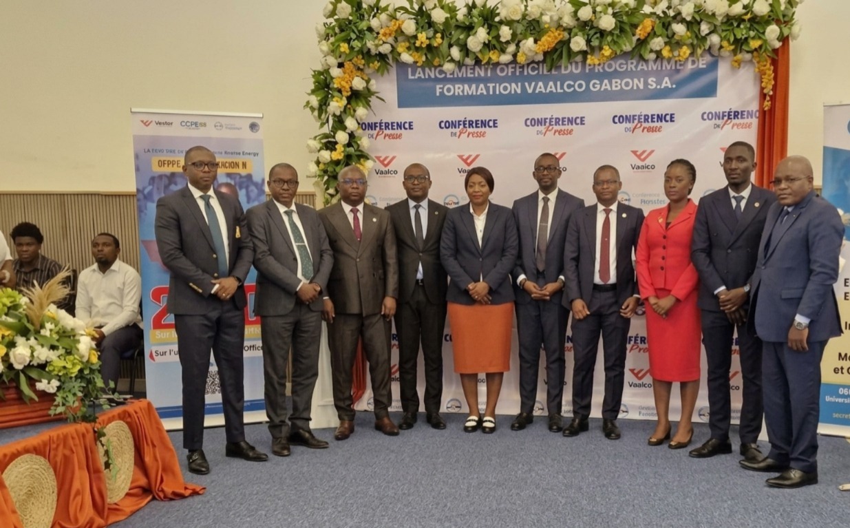 Employabilité : 2 000 jeunes gabonais formés au numérique grâce au programme VENUS Employabilité : 2 000 jeunes gabonais formés au numérique grâce au programme VENUS