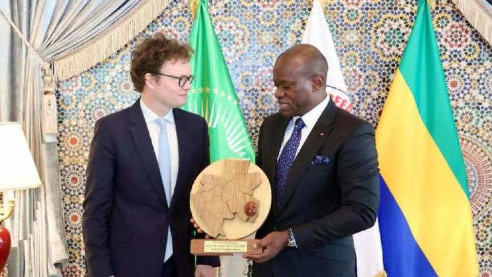Gabon – Royaume-Uni : le départ de Simon Day consacre deux années de rapprochement stratégique