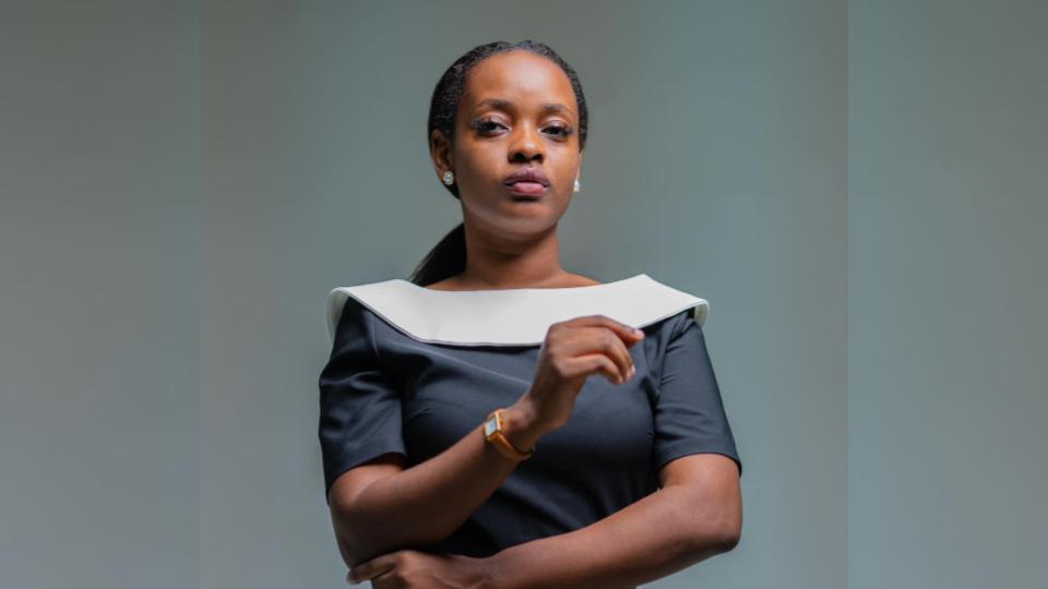 Haresse Kengue : une voix gabonaise en quête d’un siège au cœur de la démocratie africaine