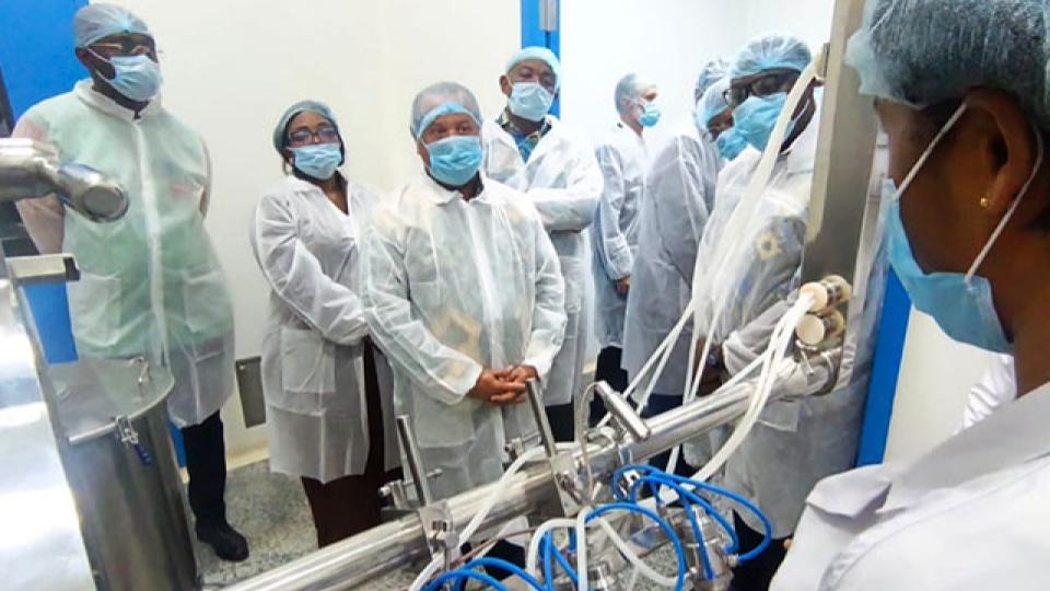 La Santé Pharmaceutique au bord de l&rsquo;asphyxie : le CESEC mobilisé pour sauver un fleuron de l&rsquo;industrie pharmaceutique gabonaise