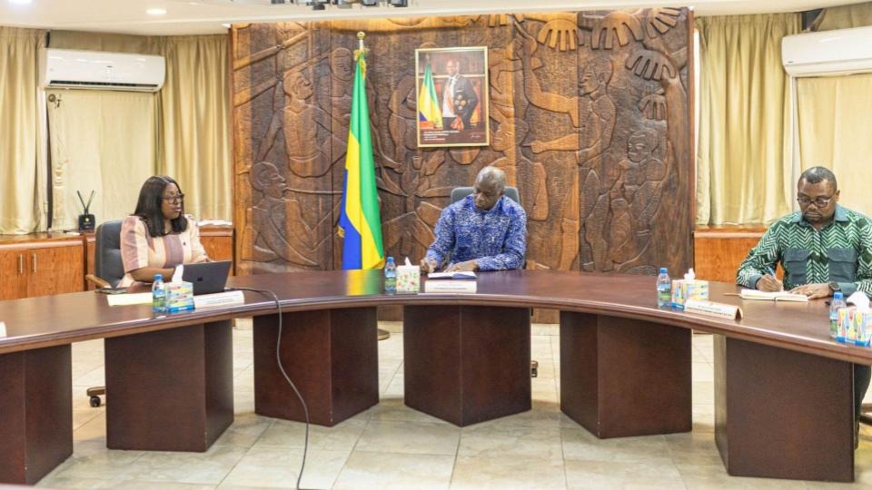 Fonction publique : le Gabon tourne la page de l’avancement automatique et mise sur la performance