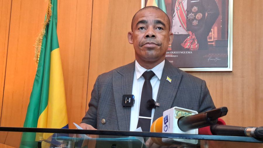 Gabon : Germain Biahodjow écarte le lien entre réseaux sociaux et nouvelle législation