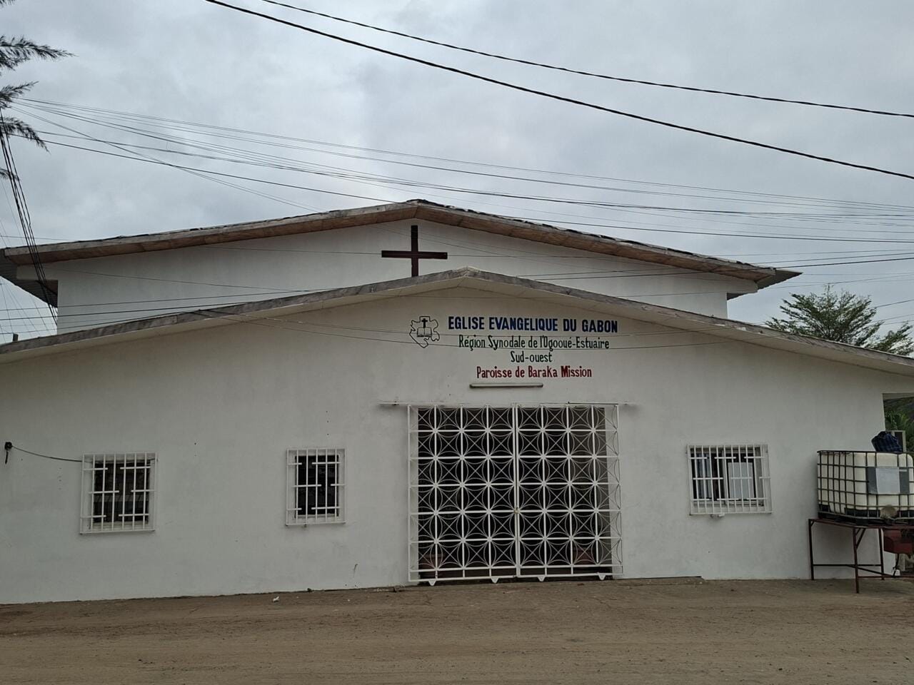 Gabon : les évêques catholiques appellent à prier pour la paix au sein de l’EEG